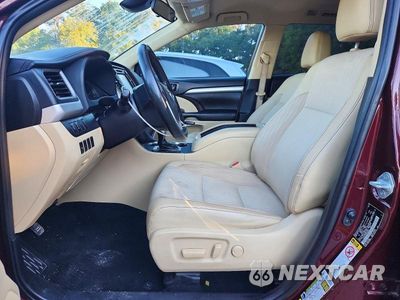 Zdjęcie 7 z 13 samochodu: 2019 TOYOTA HIGHLANDER LE PLUS VIN:5TDZZRFH6KS332782 - miniatura