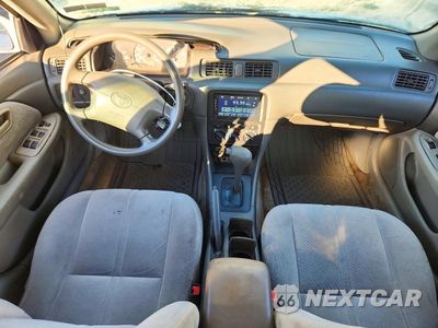 Zdjęcie 8 z 12 samochodu: 1997 TOYOTA CAMRY LE VIN:4T1BG22K8VU775821 - miniatura
