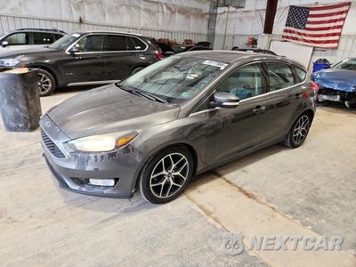 2016 FORD FOCUS TITANIUM 1FADP3N21GL242822 - główne zdjęcie licytacji z USA - miniatura