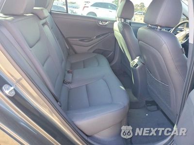 Zdjęcie 10 z 12 samochodu: 2022 HYUNDAI IONIQ LIMITED VIN:KMHCX5LD0NU281698 - miniatura