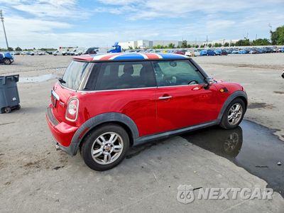 Trzecie zdjęcie samochodu z tyłu: 2012 MINI COOPER S VIN:WMWSU3C57CT254715 - miniatura
