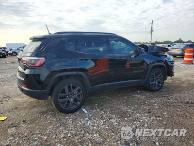 Trzecie zdjęcie samochodu z tyłu: 2025 JEEP COMPASS LIMITED VIN:3C4NJDCN3ST612507 - miniatura