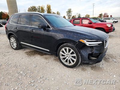 Czwarte zdjęcie samochodu z boku: 2017 VOLVO XC90 T6 VIN:YV4A22PL7H1152418 - miniatura
