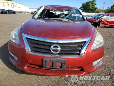 Piąte zdjęcie samochodu w środku: 2015 NISSAN ALTIMA 2.5 S VIN:1N4AL3AP9FN400231 - miniatura