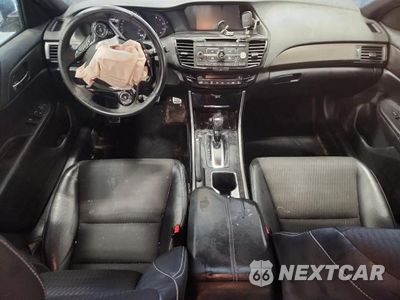Zdjęcie 8 z 12 samochodu: 2016 HONDA ACCORD SPORT VIN:1HGCR2F55GA116902 - miniatura