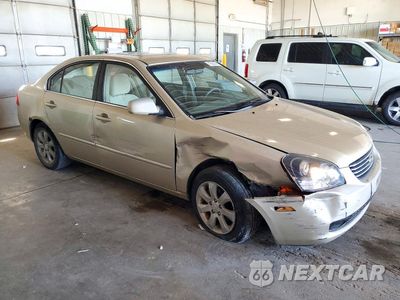 Czwarte zdjęcie samochodu z boku: 2007 KIA OPTIMA LX VIN:KNAGE124375103901 - miniatura