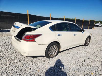 Trzecie zdjęcie samochodu z tyłu: 2015 NISSAN ALTIMA 2.5 S VIN:1N4AL3AP2FC277108 - miniatura
