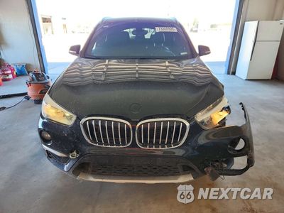 Piąte zdjęcie samochodu w środku: 2018 BMW X1 SDRIVE28I VIN:WBXHU7C32J5H43016 - miniatura