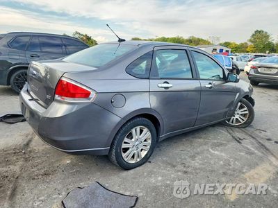 Trzecie zdjęcie samochodu z tyłu: 2010 FORD FOCUS SEL VIN:1FAHP3HNXAW229287 - miniatura