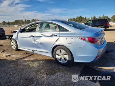 Drugie zdjęcie samochodu z przodu: 2013 HYUNDAI SONATA HYBRID BASE VIN:KMHEC4A46DA084519 - miniatura