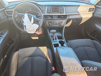 Zdjęcie 8 z 13 samochodu: 2017 KIA OPTIMA LX VIN:5XXGT4L39HG155398 - miniatura