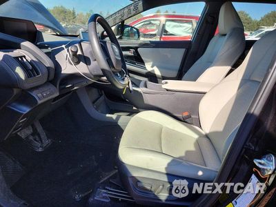 Zdjęcie 7 z 12 samochodu: 2023 TOYOTA BZ4X LIMITED VIN:JTMAAAAA9PA009508 - miniatura