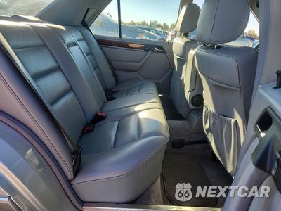 Zdjęcie 10 z 12 samochodu: 1995 MERCEDES-BENZ E 320 BASE VIN:WDBEA32E6SC229442 - miniatura