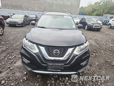 Piąte zdjęcie samochodu w środku: 2018 NISSAN ROGUE SL VIN:JN8AT2MV8JW317802 - miniatura