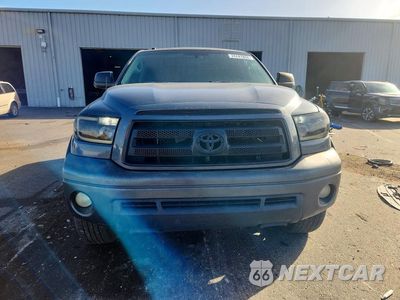 Piąte zdjęcie samochodu w środku: 2010 TOYOTA TUNDRA DOUBLE CAB SR5 VIN:5TFRM5F19AX004842 - miniatura