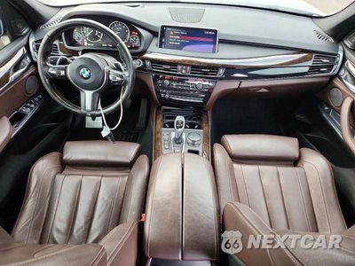 Zdjęcie 8 z 14 samochodu: 2018 BMW X5 XDRIVE35I VIN:5UXKR0C55J0Y01450 - miniatura