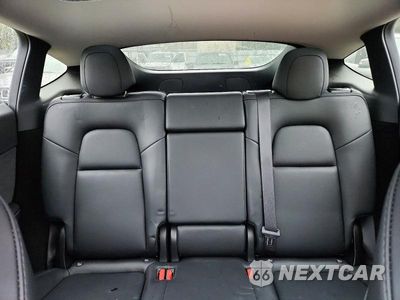 Zdjęcie 10 z 14 samochodu: 2023 TESLA MODEL Y VIN:7SAYGDEE9PF965903 - miniatura