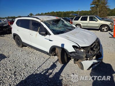 Czwarte zdjęcie samochodu z boku: 2022 VOLKSWAGEN TAOS S VIN:3VVAX7B28NM079088 - miniatura