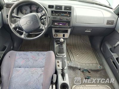 Zdjęcie 8 z 12 samochodu: 1997 TOYOTA RAV4 BASE VIN:JT3XP10V0V0004900 - miniatura