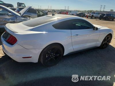 Trzecie zdjęcie samochodu z tyłu: 2021 FORD MUSTANG VIN:1FA6P8TH8M5127437 - miniatura