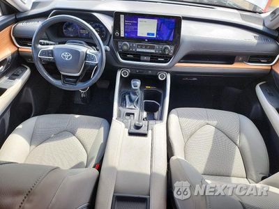 Zdjęcie 8 z 13 samochodu: 2025 TOYOTA GRAND HIGHLANDER PLATINUM VIN:5TDAAAB59SS083623 - miniatura