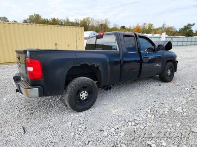 Trzecie zdjęcie samochodu z tyłu: 2013 CHEVROLET SILVERADO K1500 LT VIN:1GCRKSE70DZ278207 - miniatura