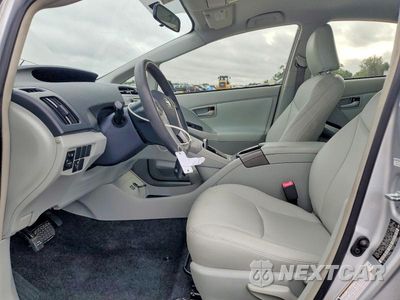Zdjęcie 7 z 13 samochodu: 2012 TOYOTA PRIUS TWO VIN:JTDKN3DU1C1558480 - miniatura