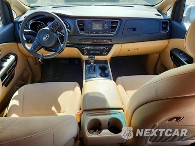 Zdjęcie 8 z 13 samochodu: 2016 KIA SEDONA VIN:KNDMB5C1XG6142845 - miniatura