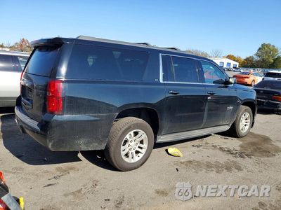 Trzecie zdjęcie samochodu z tyłu: 2020 CHEVROLET SUBURBAN K1500 LT VIN:1GNSKHKC9LR174214 - miniatura