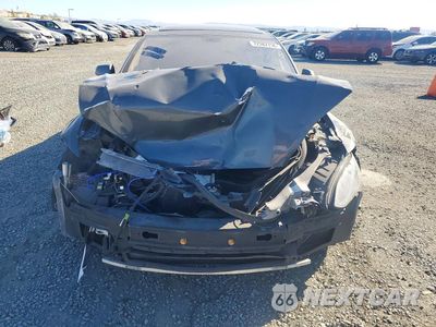 Piąte zdjęcie samochodu w środku: 2013 TESLA MODEL S VIN:5YJSA1CP6DFP06921 - miniatura