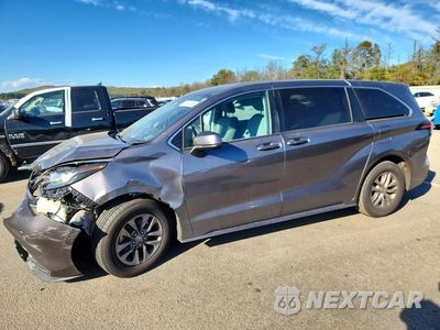 2022 TOYOTA SIENNA LE 5TDKRKEC5NS082812 - główne zdjęcie licytacji z USA - miniatura