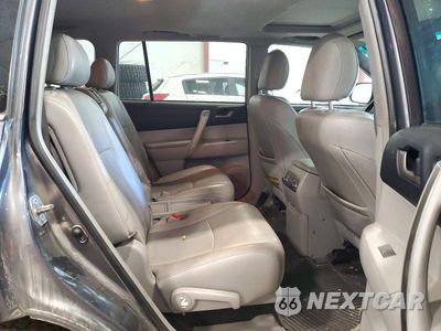 Zdjęcie 11 z 13 samochodu: 2013 TOYOTA HIGHLANDER SE VIN:5TDBK3EH0DS183406 - miniatura