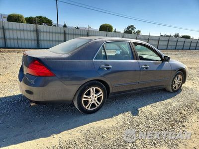 Trzecie zdjęcie samochodu z tyłu: 2007 HONDA ACCORD EX VIN:1HGCM567X7A038814 - miniatura