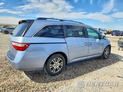 Trzecie zdjęcie samochodu z tyłu: 2013 HONDA ODYSSEY EXL VIN:5FNRL5H64DB020151 - miniatura