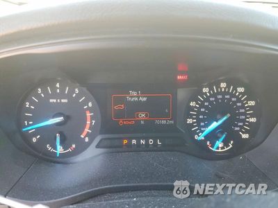 Zdjęcie 9 z 12 samochodu: 2020 FORD FUSION S VIN:3FA6P0G76LR135325 - miniatura