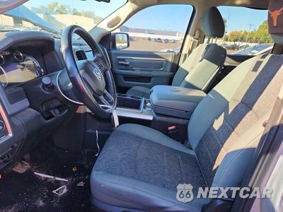 Zdjęcie 7 z 12 samochodu: 2015 RAM 1500 SLT VIN:1C6RR7LTXFS626364 - miniatura