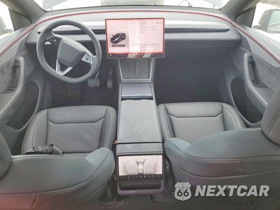 Zdjęcie 8 z 13 samochodu: 2026 TESLA MODEL Y VIN:7SAYGDED5TA758617 - miniatura