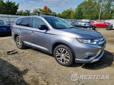 Czwarte zdjęcie samochodu z boku: 2018 MITSUBISHI OUTLANDER SE VIN:JA4AZ3A30JZ071369 - miniatura