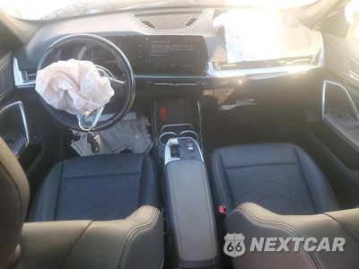 Zdjęcie 8 z 13 samochodu: 2023 BMW X1 XDRIVE28I VIN:WBX73EF08P5W65769 - miniatura
