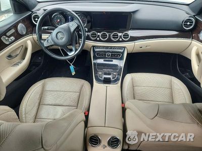 Zdjęcie 8 z 13 samochodu: 2017 MERCEDES-BENZ E 300 VIN:WDDZF4JB0HA268555 - miniatura