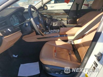 Zdjęcie 7 z 12 samochodu: 2012 BMW 740 LI VIN:WBAKB4C58CC577070 - miniatura