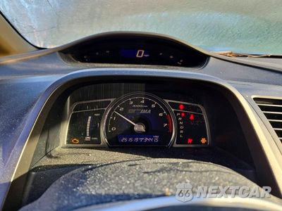 Zdjęcie 9 z 12 samochodu: 2008 HONDA CIVIC HYBRID VIN:JHMFA36248S024477 - miniatura