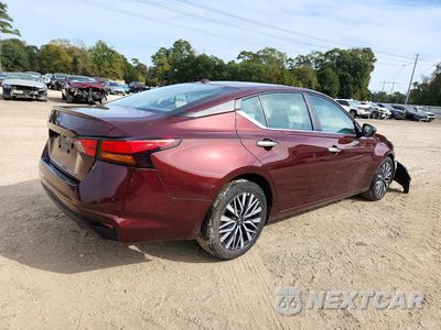 Trzecie zdjęcie samochodu z tyłu: 2025 NISSAN ALTIMA SV VIN:1N4BL4DV5SN394264 - miniatura
