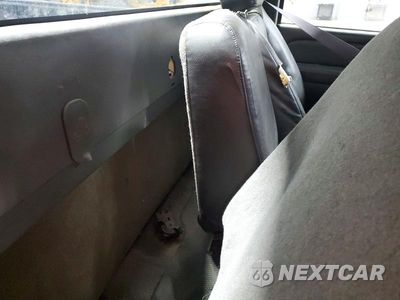 Zdjęcie 10 z 13 samochodu: 2005 CHEVROLET SILVERADO C2500 HEAVY DUTY VIN:1GCHC24UX5E249225 - miniatura