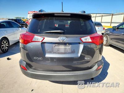 Zdjęcie 6 z 13 samochodu: 2015 TOYOTA RAV4 XLE VIN:JTMWFREV7FD066144 - miniatura