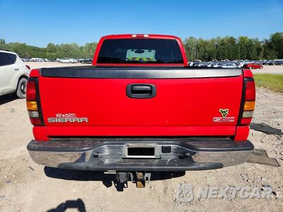 Zdjęcie 6 z 13 samochodu: 2005 GMC NEW SIERRA K1500 VIN:1GTEK19B75E343859 - miniatura