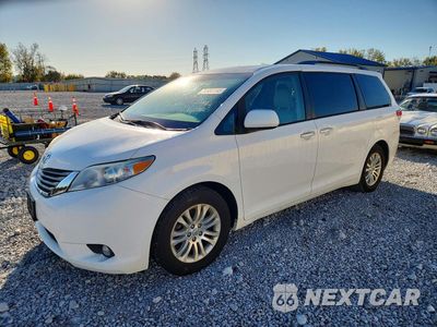 2013 TOYOTA SIENNA XLE 8-PASSENGER 5TDYK3DC1DS331062 - główne zdjęcie licytacji z USA - miniatura