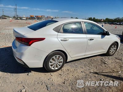 Trzecie zdjęcie samochodu z tyłu: 2020 HYUNDAI ACCENT SE VIN:3KPC24A61LE114974 - miniatura