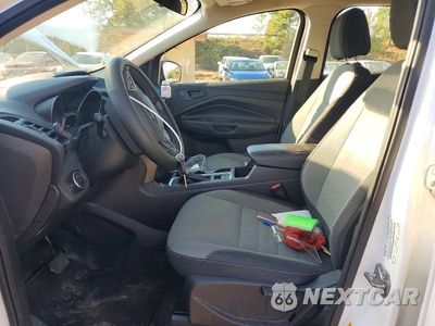 Zdjęcie 7 z 12 samochodu: 2017 FORD ESCAPE S VIN:1FMCU0F75HUB72899 - miniatura