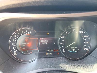 Zdjęcie 9 z 12 samochodu: 2016 LINCOLN MKZ VIN:3LN6L2G97GR621405 - miniatura